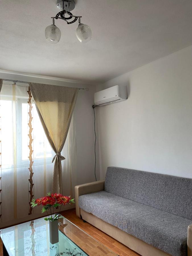 Apartmán Apartament Ally'S Orşova Exteriér fotografie